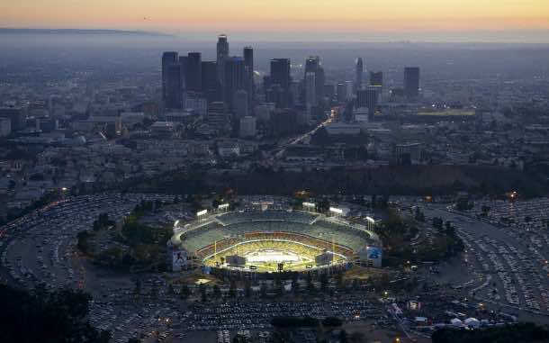 Los Angeles Dodgers ballpark Dodger Stadium 'Chavez Ravine' Downtown LA, California Wallpaper