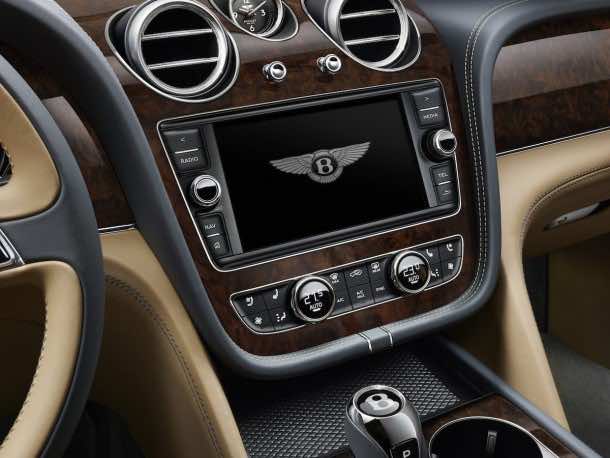 Check Out The Amazing Innovations That Bentley’s New SUV Sports 2