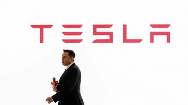 Elon Musk Has Cancelled A Blogger’s Tesla Model X Order 2