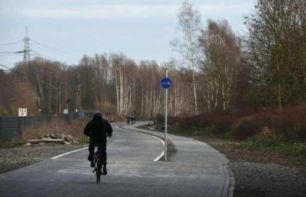 Germany Has Opened Up Its 60Mile Bicycle Superhighway 5