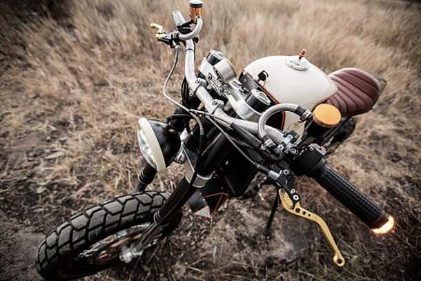 KTM 450 by Vitium Moto Is An Unconventional Motorcycle 6