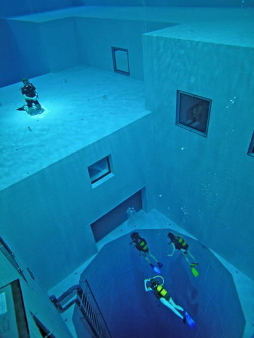 Check Out The Deepest Pool In The World 9