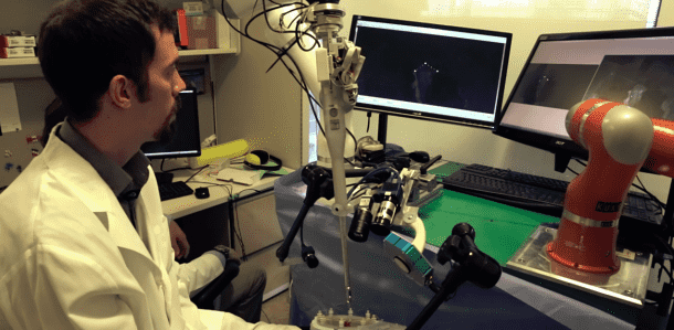 Autonomous Robot outperforms Human Surgeons Operates On A Living Pig_Image 3