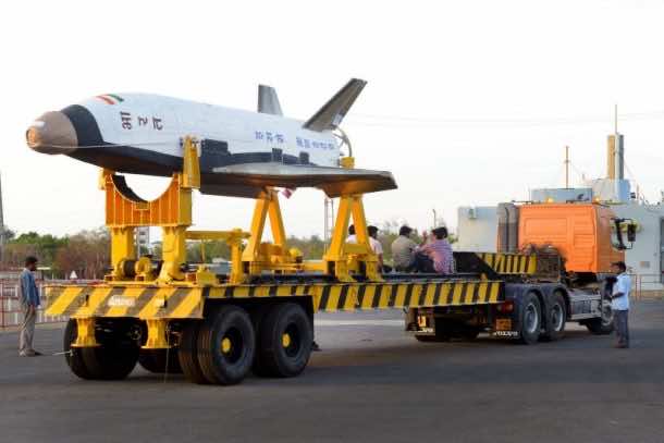 Here Are The Amazing Pictures From The Indias First Ever Space Shuttle Launch_Image 2