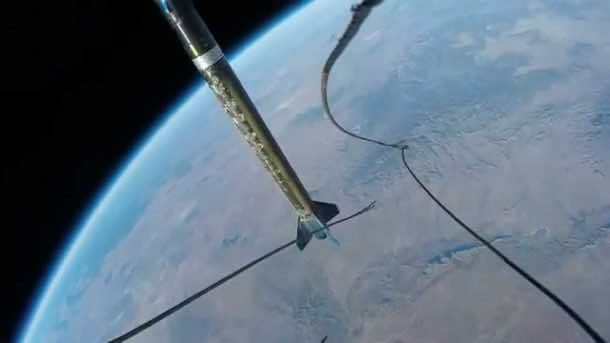 Incredibly mesmerising video of a GoPro aboard a sub-orbital rocket_Image 5