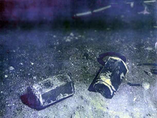 This Is Whats Left At The Bottom Of The Ocean After A Failed Satellite Launch_Image 4