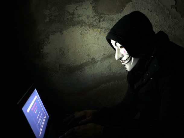 Top 10 Most Dangerous Hackers Of All Times_Image 10