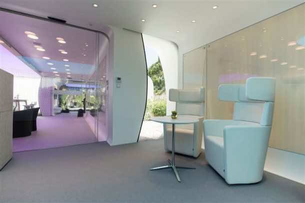 World’s First Fully Operational 3D Printed Office Debuts In Dubai_Image 1