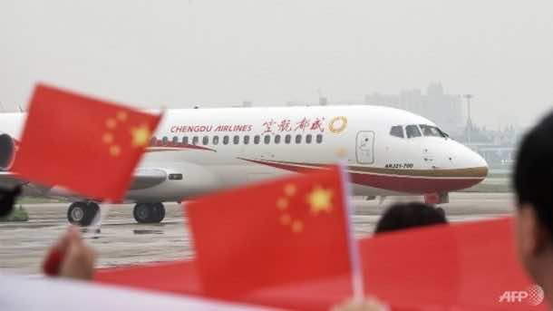 Made In China Plane Makes First Commercial Flight_Image 1