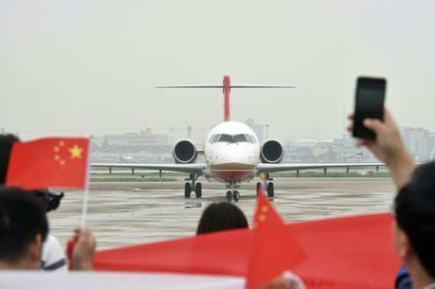 Made In China Plane Makes First Commercial Flight_Image 2