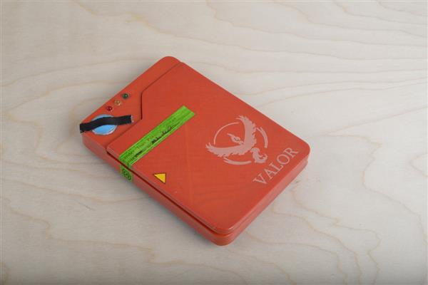 The 3D Printed Pokédex Phone Battery Case Will Enhance Your Pokémon Go Experience_Image 3