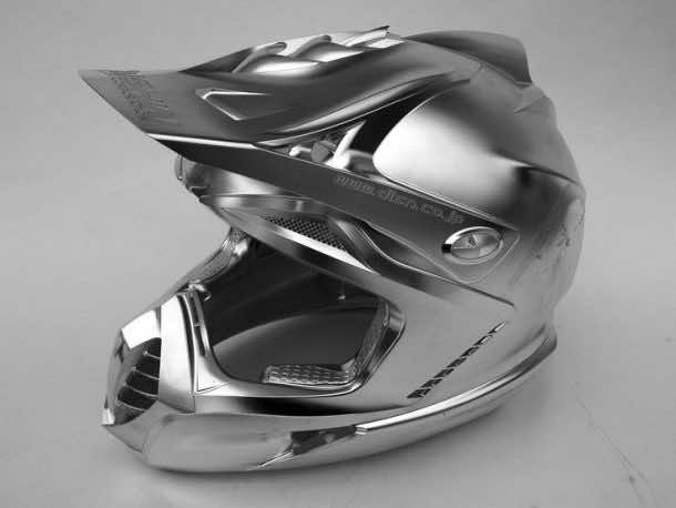 Metal helmet. Credits: pinterest.com
