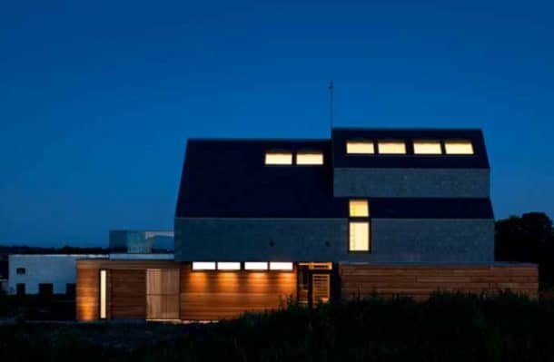 8 Homes That Generate More Energy Than They Consume_Image 34