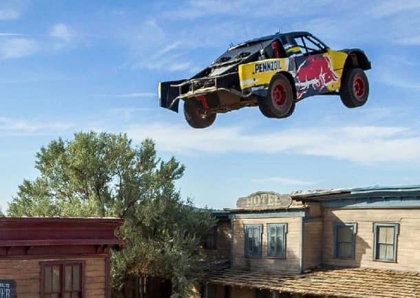 Bryce Menzies Jumps An Incredible 379 Feet In His Truck, Sets New World Record_Image 1