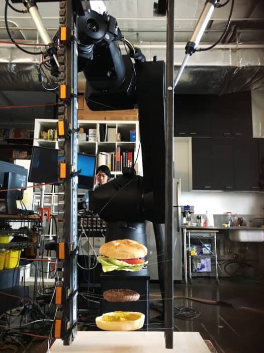 This Amazing Burger Drop Shot Took Some Sophisticated Engineering and Photography Skills_Image 4