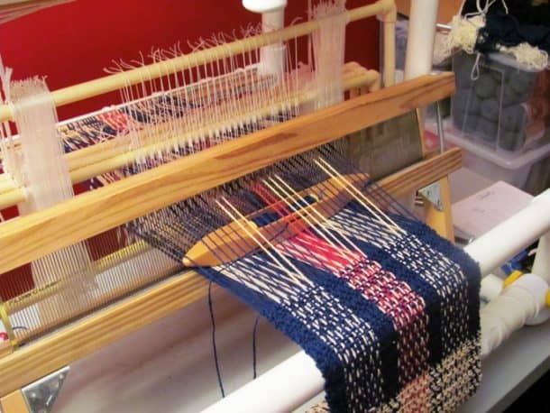 This Man Used A Raspberry Pi to Automate A Hand-Powered Loom-image 1