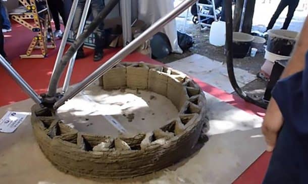 Zero-Cost Mud Homes Produced By The World’s Largest Delta 3D Printer_image 12