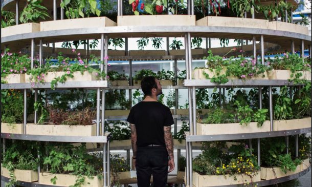 a-spherical-farm-pod-the-growroom-brings-agriculture-to-city-streets_image-17