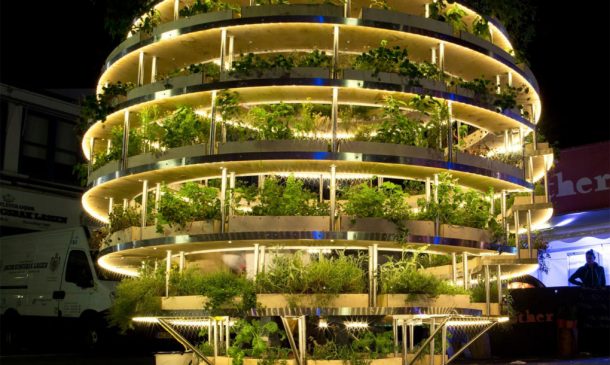 a-spherical-farm-pod-the-growroom-brings-agriculture-to-city-streets_image-6