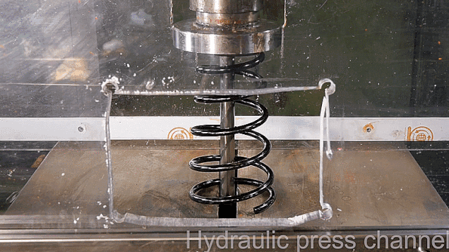 car-springs-vs-hydraulic-press-is-the-scariest-video-ever_image-1
