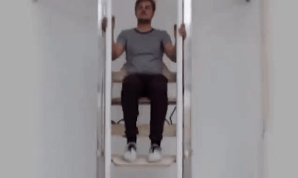 forget-the-stairs-now-you-can-walk-up-vertically-with-this-manually-powered-elevator_image-00