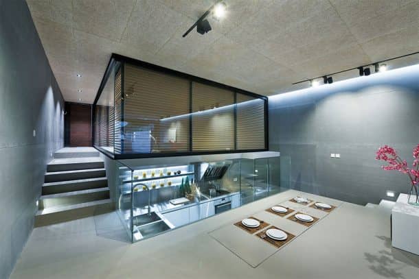 this-high-tech-glass-walled-home-in-hong-kong-will-give-you-goals_image-5