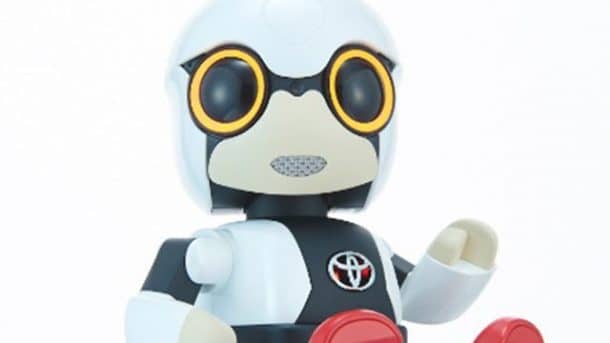 toyota-unveils-kirobo-mini-robot-baby-amid-falling-japanese-birthrates_image-1