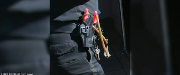 Mexican police given slingshots