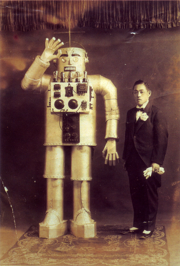 From 1932. Yasutaro Mitsui and his steel humanoid.
