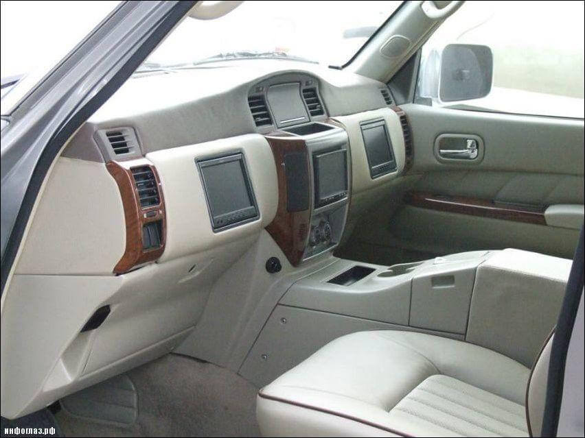 Dubai slutar aldrig att förvåna - Custom Car 4