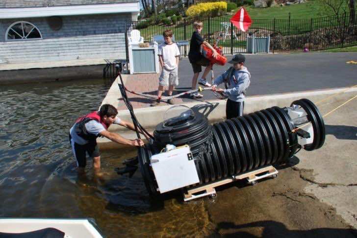 DIY Submarine Made from Scrap 2