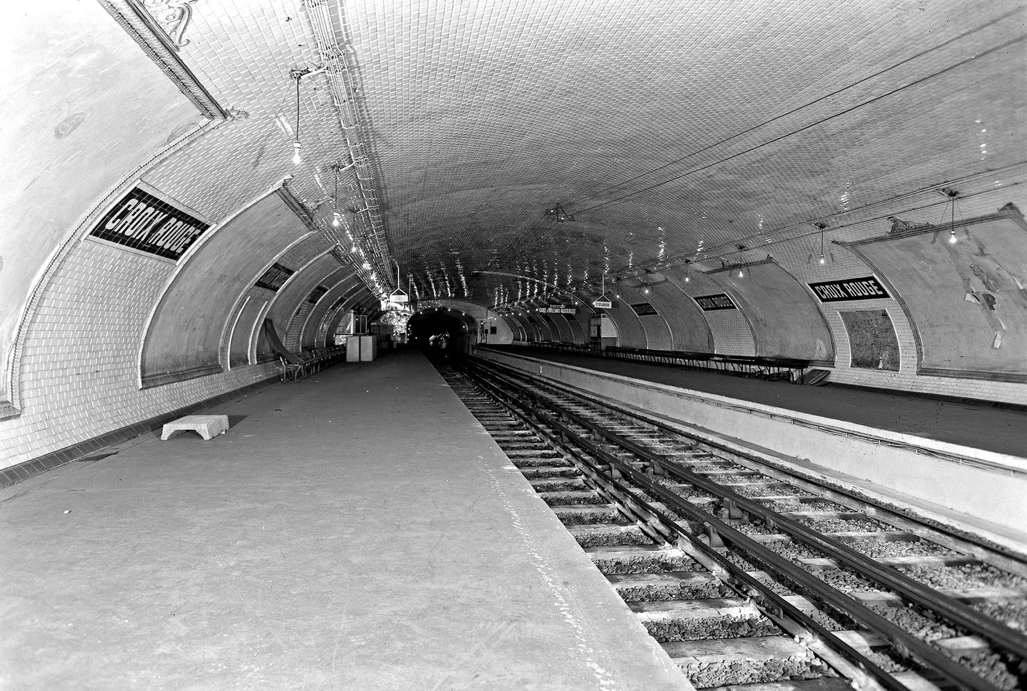 Paris’ Metro Stations 2