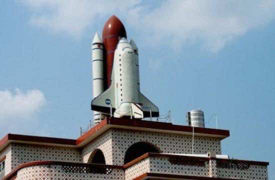 rooftop_space_shuttle_replica (1)