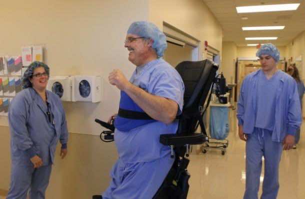 Paralyzed Surgeon Learns To Operate Again Thanks To Engineer