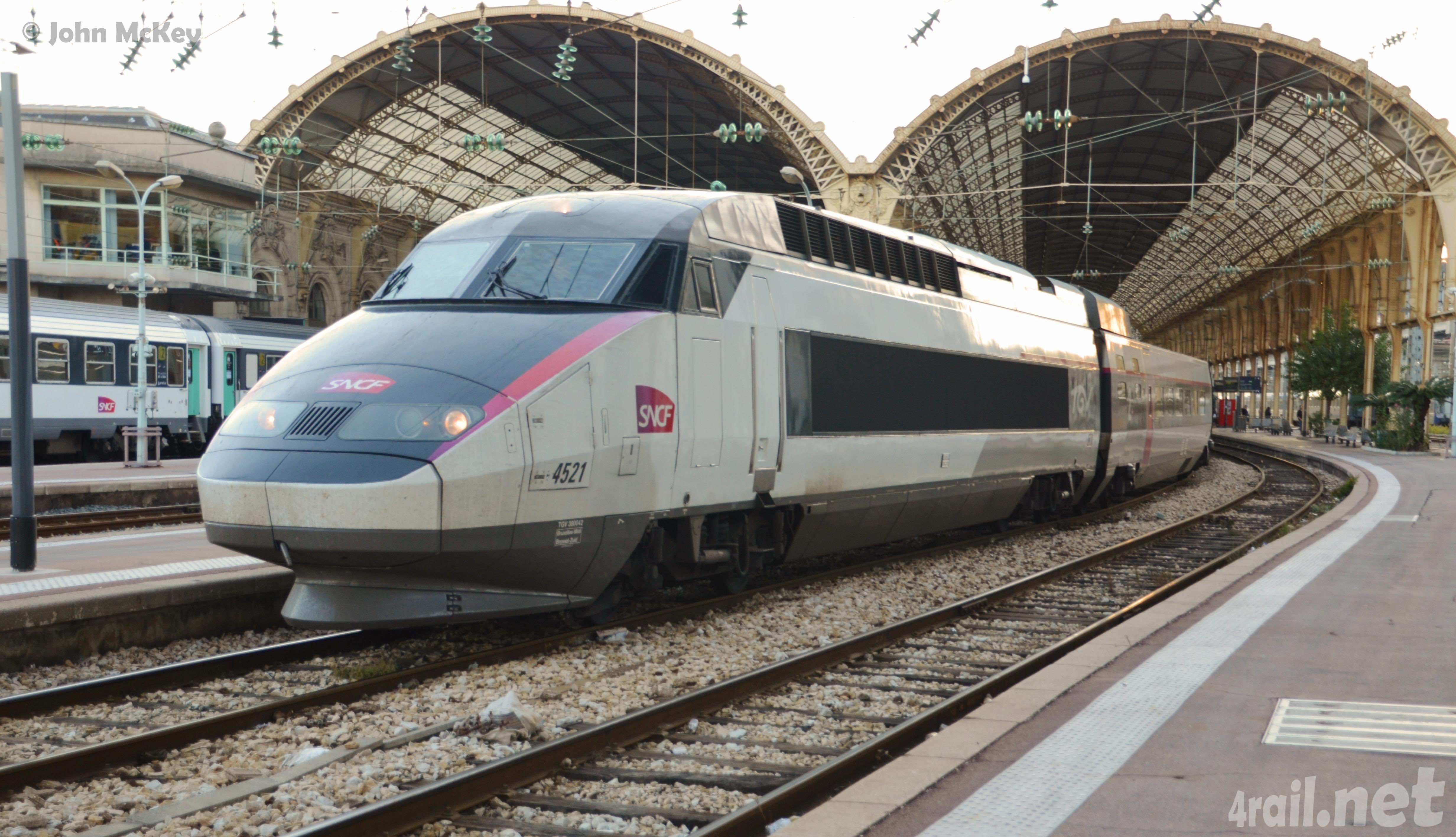 A Simple Measurement Mistake Makes French Railway Company Bu