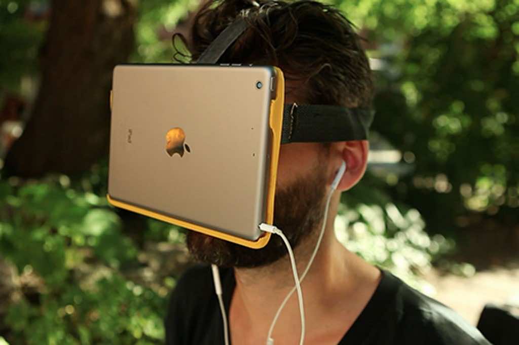 Experience Virtual Reality Through Your iPhone 6 Plus Using This New