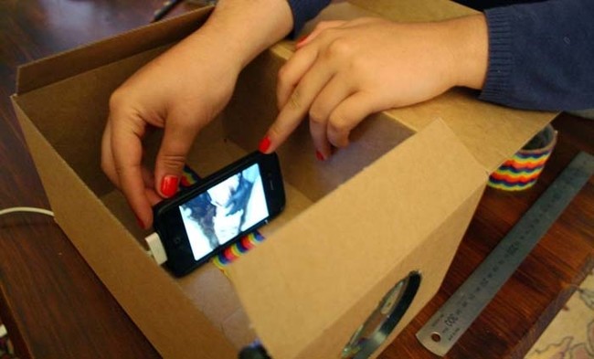 Hack for $3 Transforms your Smartphone into a Projector8