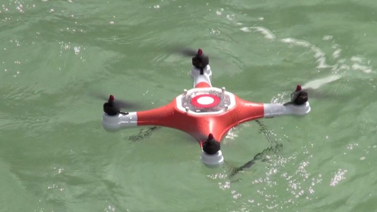 Splash Drone – For Shooting Pictures underwater  2