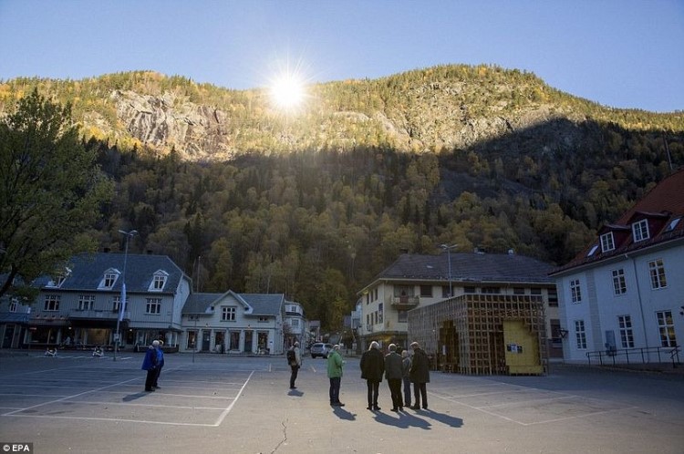Rjukan Makes Use Of Mirrors For Sunlight 3