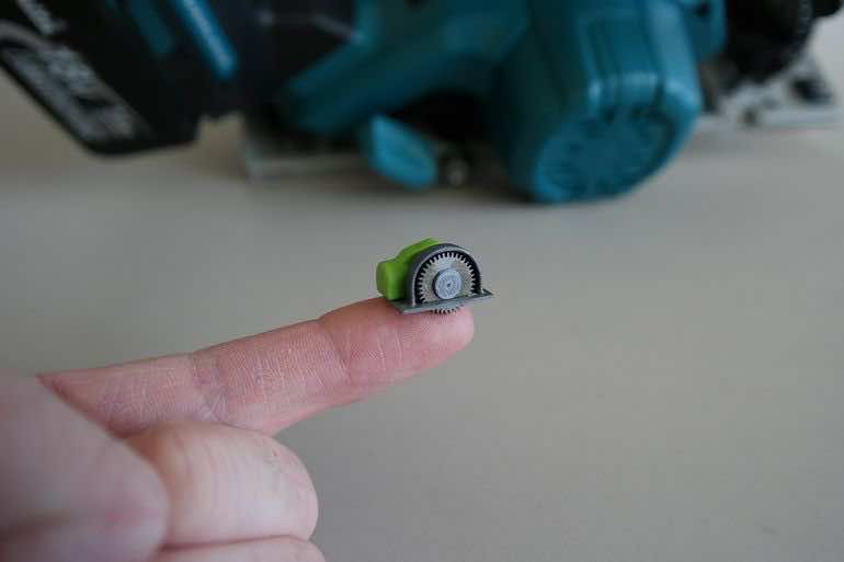 World’s Smallest Functional Circular Saw