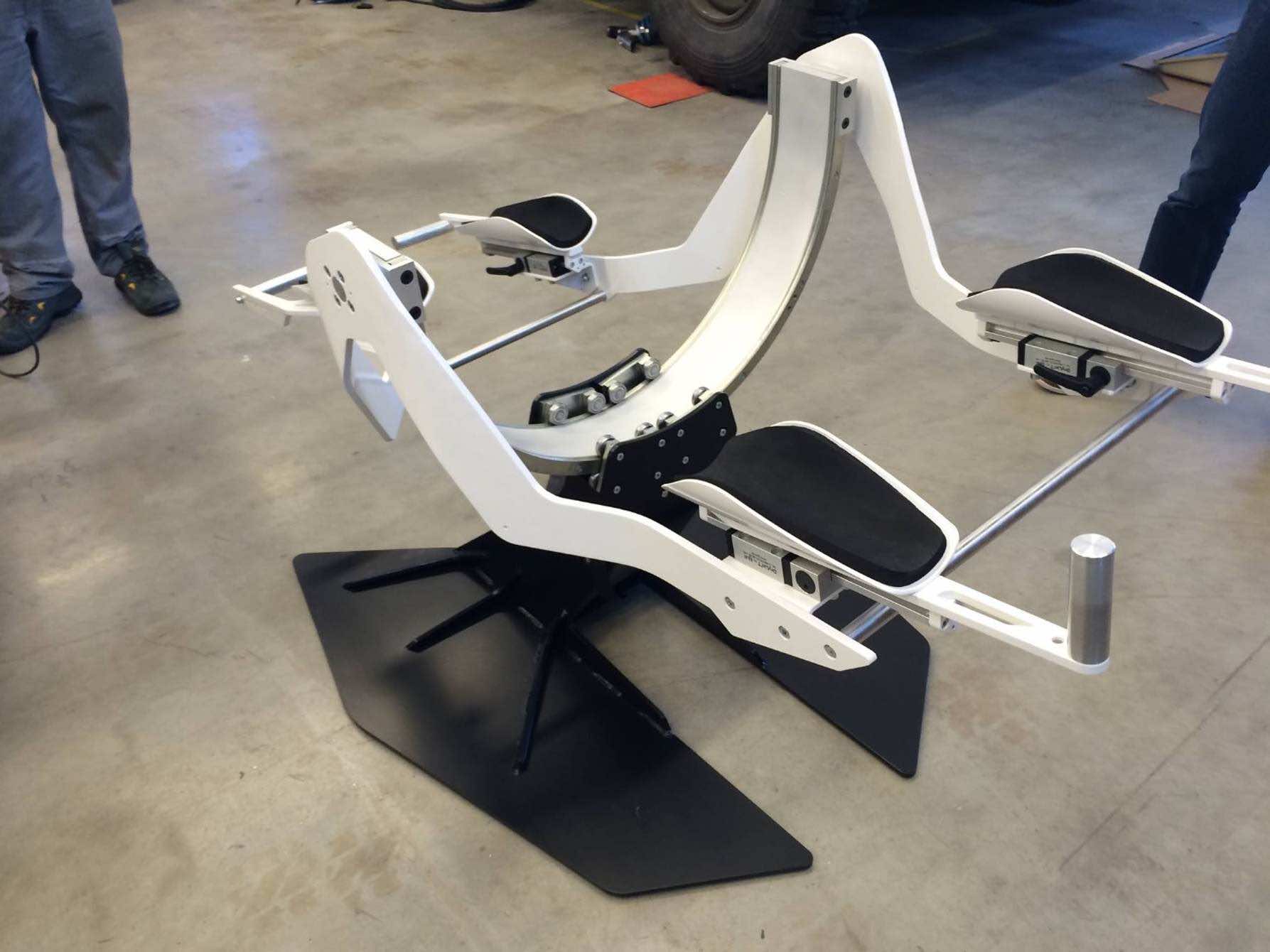 New Exercise Machine Uses Virtual Reality To Give You The Ul