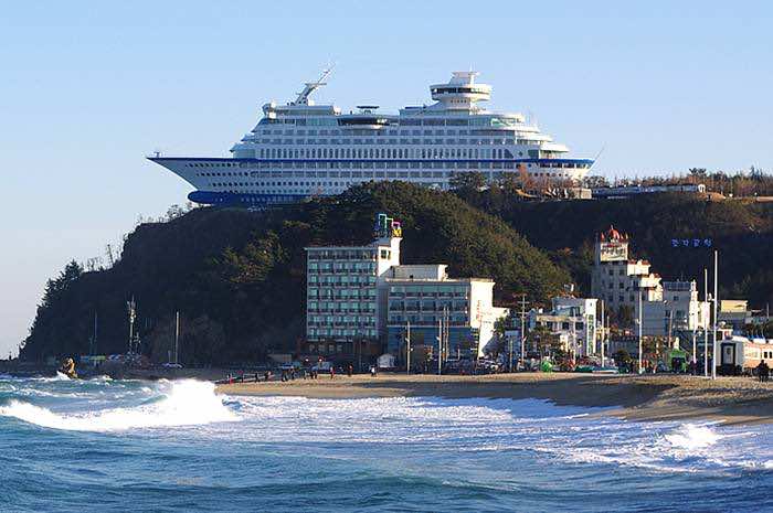 Sun Cruise Resort