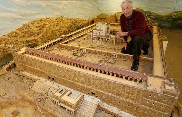 This Farmer Spent 30 Years In Building This Model of Herod’s Temple