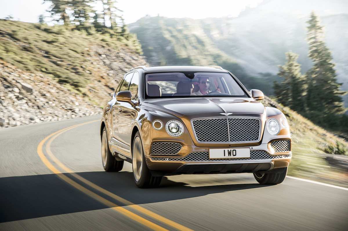 Check Out The Amazing Innovations That Bentley’s New SUV Sports 11