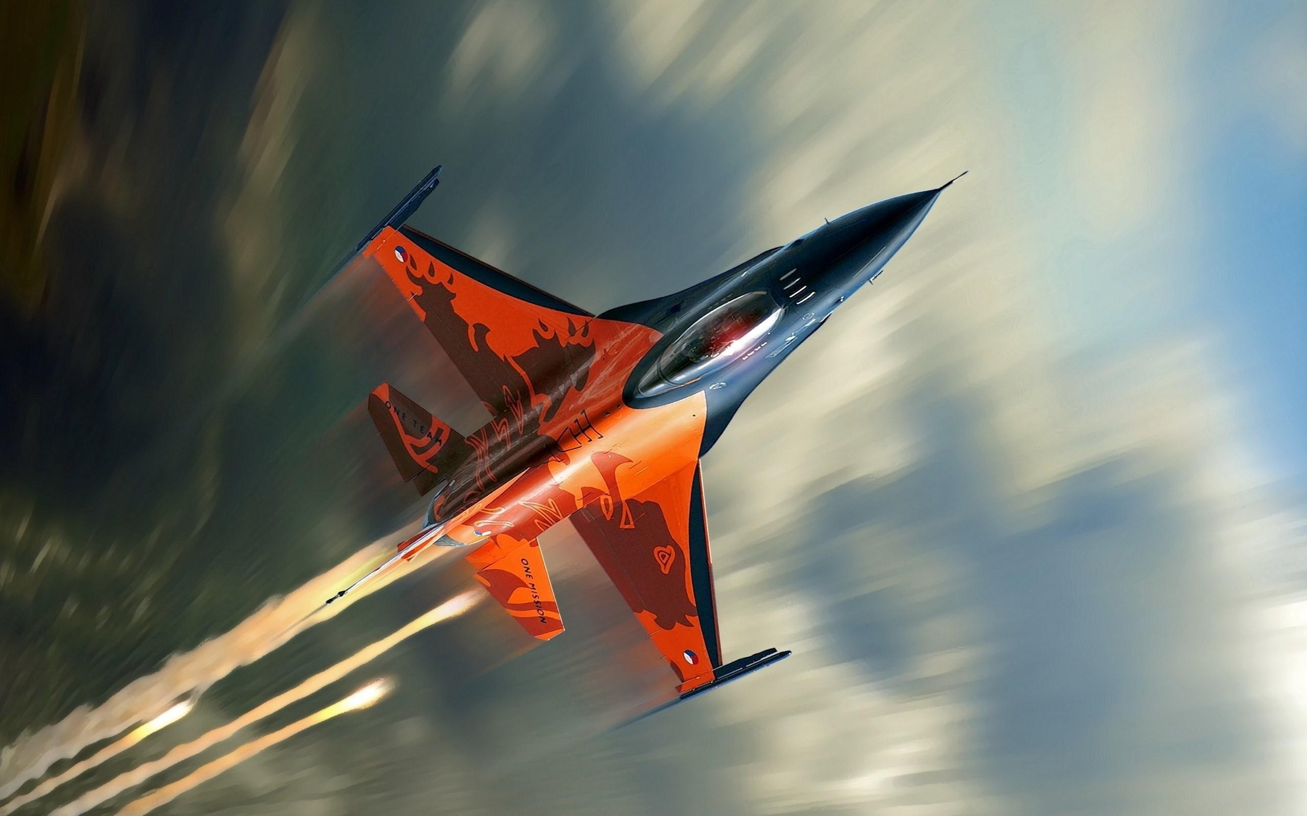 F-16-Falcon-Fighter-Plane-Orange-WallpapersByte-com-2560x1600
