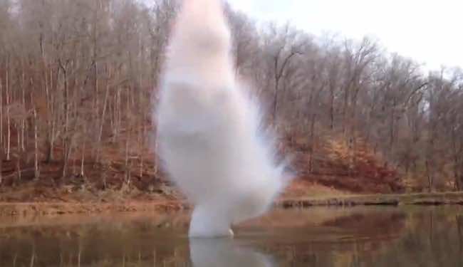 VIDEO: Awesome Explosions: Skipping a Pound of Sodium across a Lake