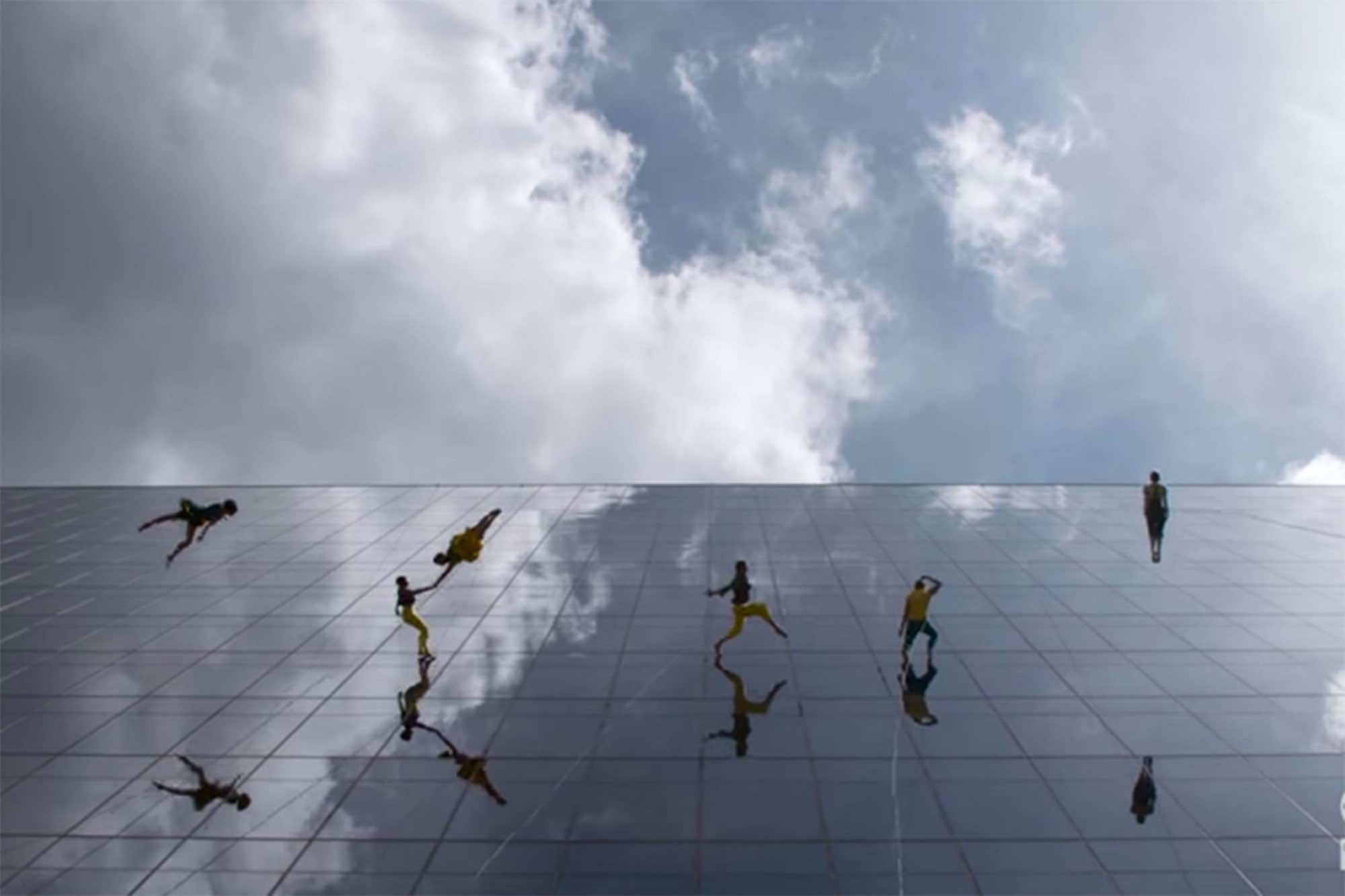 This Gravity Defying Video Of People Dancing On A Building Will Probably Give You Vertigo_Image 0