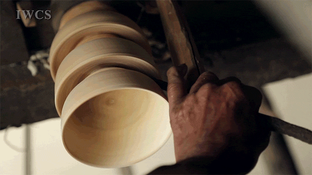 Watch How The Traditional Artisans Use Conventional Techniques To Carve Out A Bowl From Wood_Image 0