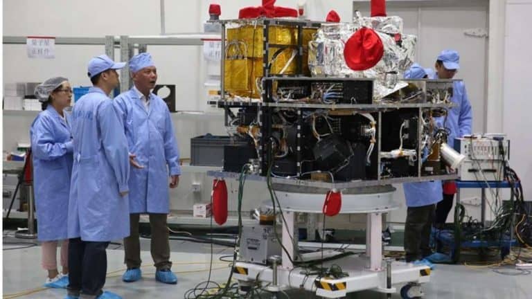 World's First 'Hack-Proof' Quantum Satellite Launched By Chi