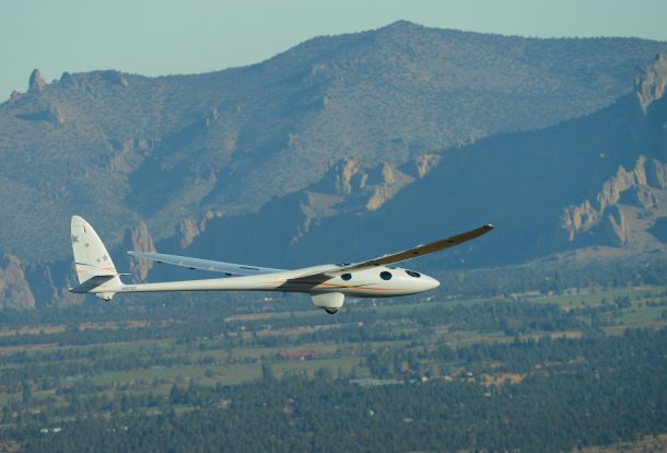 This Glider Can Take Humans To The Edge Of Space Using Mount